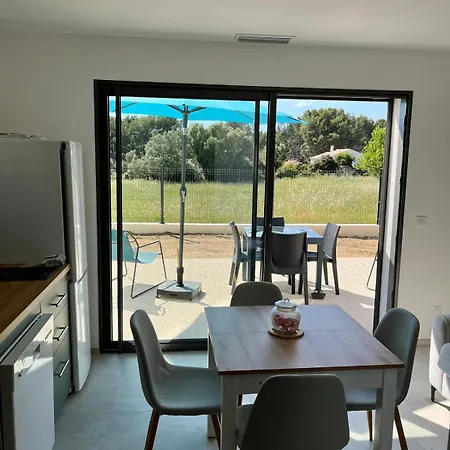 Au Calme Apartment